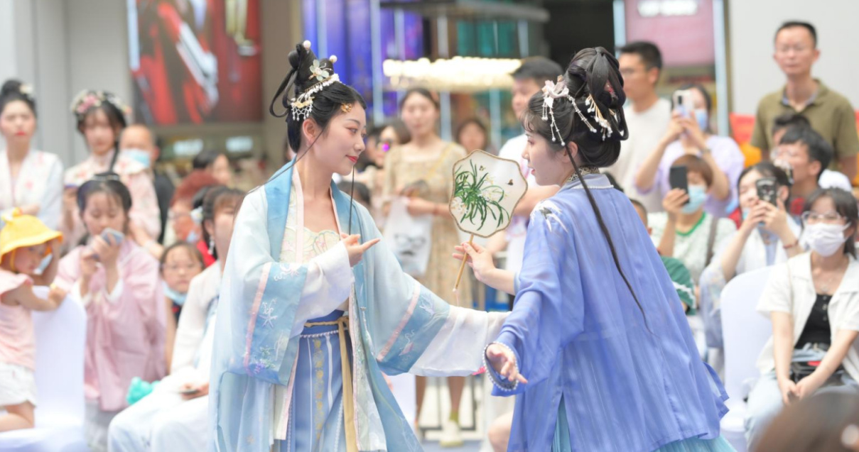 成都k8凯发Discovery